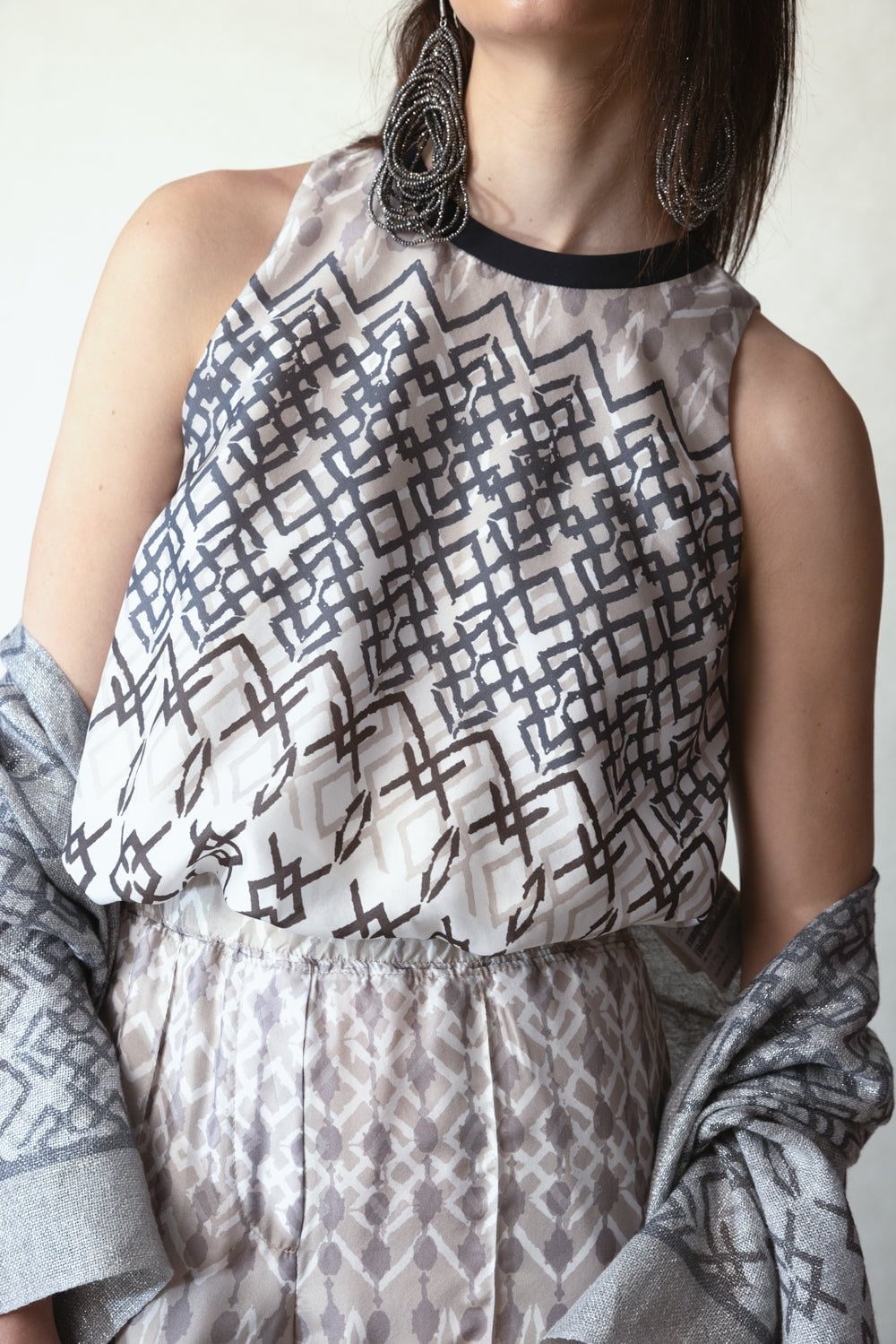 BRUNELLO CUCINELLI-Sleeveless Round Neck Blouse-