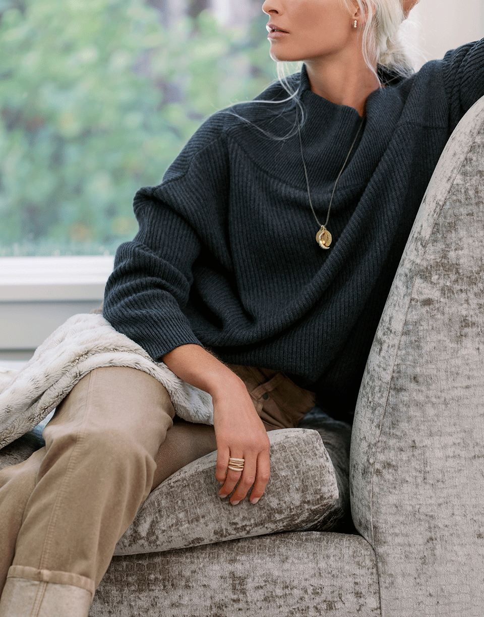 BRUNELLO CUCINELLI-Black Stone Cashmere Ribbed Off the Shoulder Monili Knit Sweater-