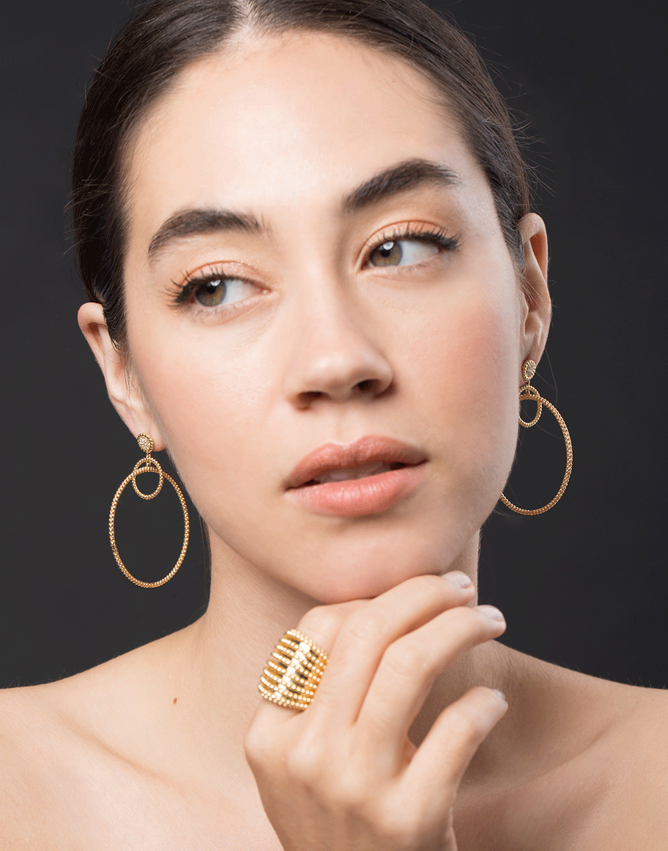 CARLA AMORIM-Gathering Hoop Earrings-YELLOW GOLD