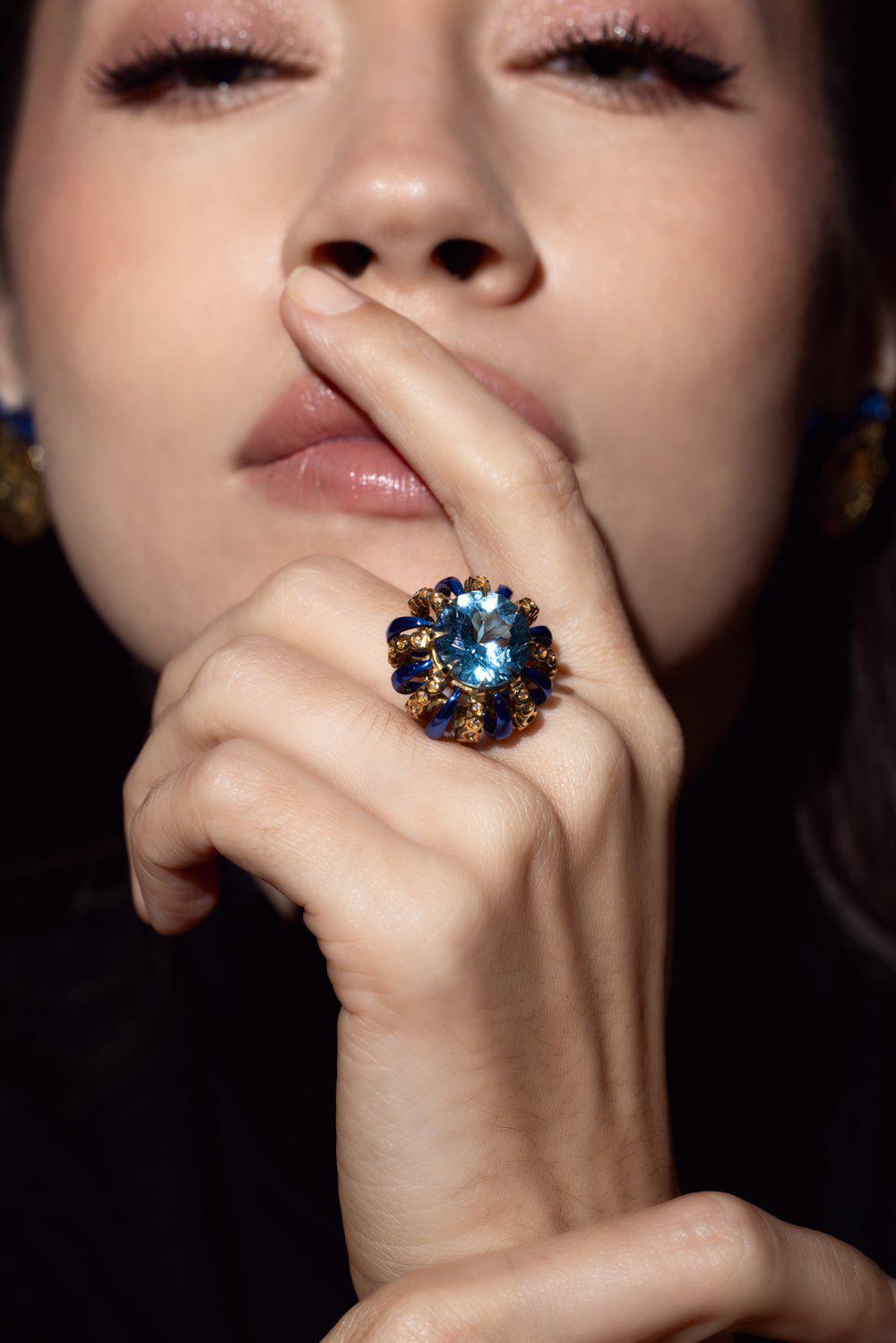 CAROL KAUFFMANN-Coral Ring-YELLOW GOLD