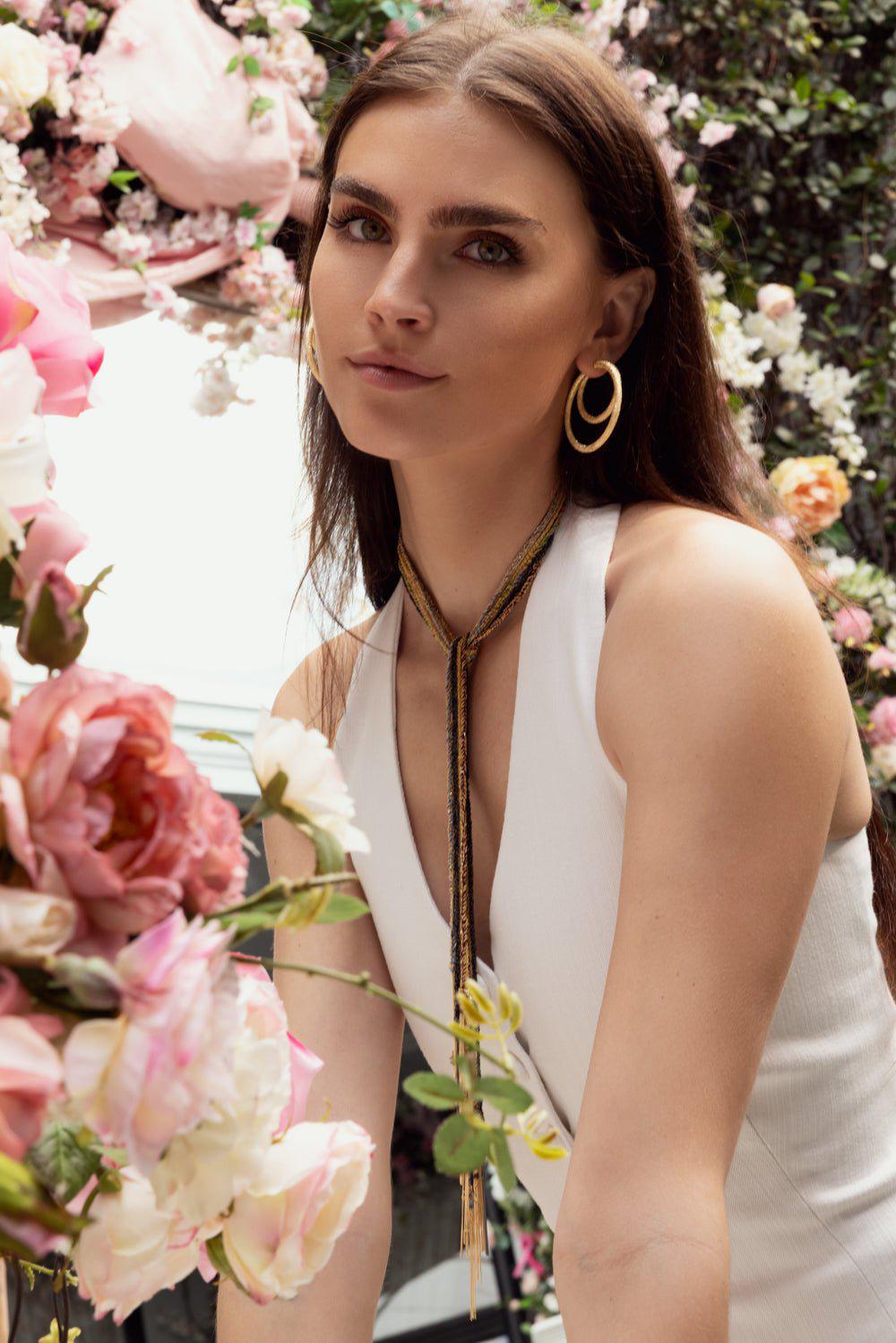 Small round hoop earrings deals