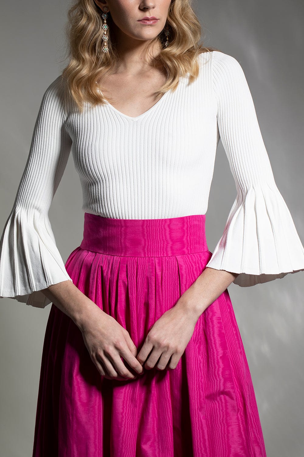 CAROLINA HERRERA-V-Neck Flare Knit Top-