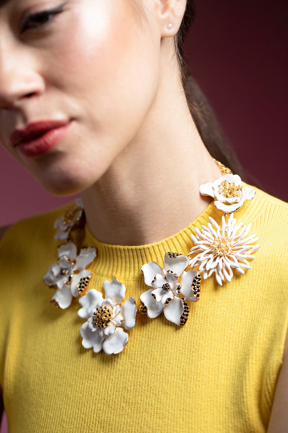 CAROLINA HERRERA-Lariat Flower Chain Necklace - White-WHITE GOLD