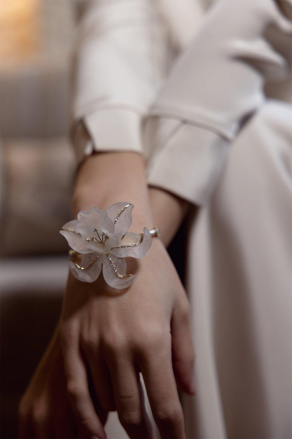 CASA CASTRO-Rock Crystal Flower Mother Nature Bracelet-YELLOW GOLD