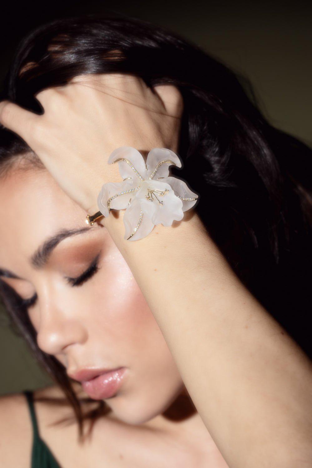 CASA CASTRO-Rock Crystal Flower Mother Nature Bracelet-YELLOW GOLD