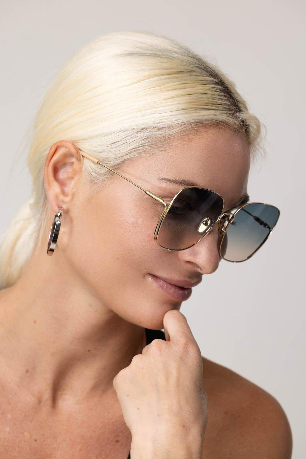 Oversized Sunglasses | CHLOÉ – Marissa Collections display picture 1
