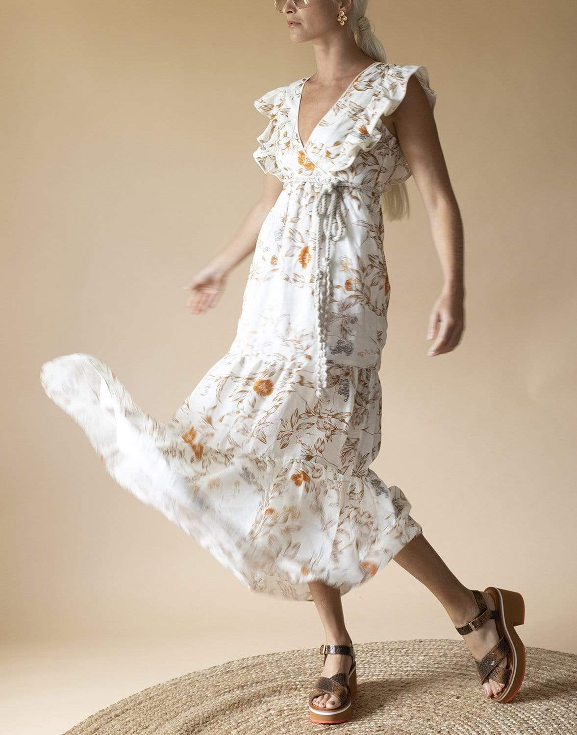 CHRISTY LYNN-Emmaline Dress - Ivory Desert Rose-
