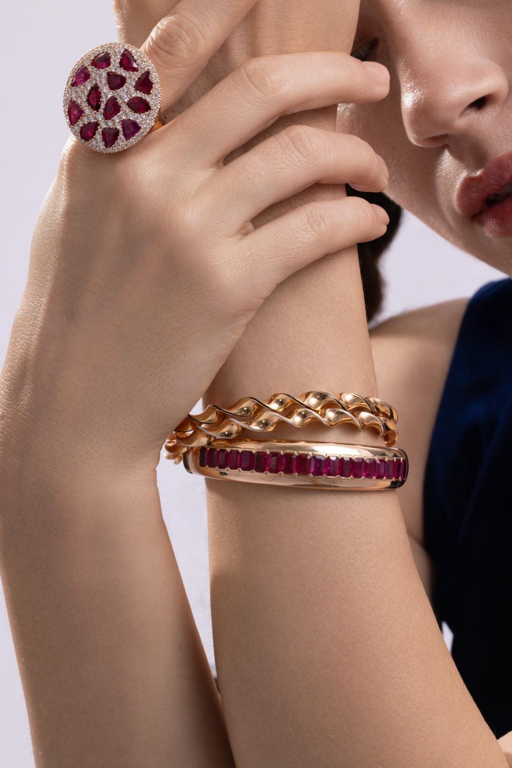 Black Enamel Twist Bracelet-YELLOW GOLD-JEWELRYFINE JEWELBRACELET O-CICADA