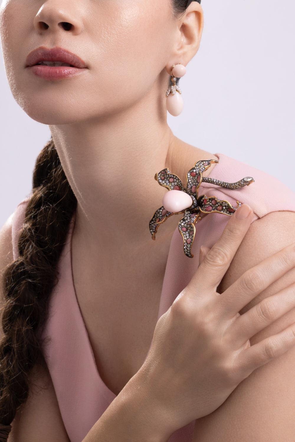 Conch Pearl Diamond Flower Brooch-YELLOW GOLD-JEWELRYFINE JEWELPIN-CICADA