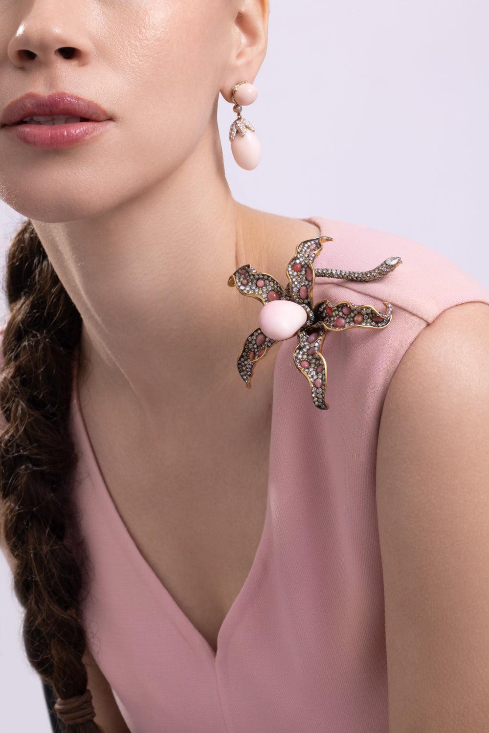 Conch Pearl Diamond Flower Brooch-YELLOW GOLD-JEWELRYFINE JEWELPIN-CICADA