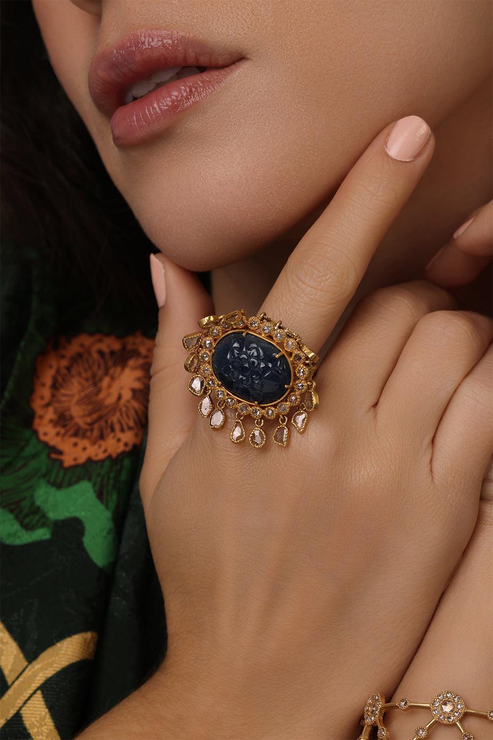 Carved Blue Sapphire Antiquity Ring-YELLOW GOLD-6.75-JEWELRYFINE JEWELRING-COOMI