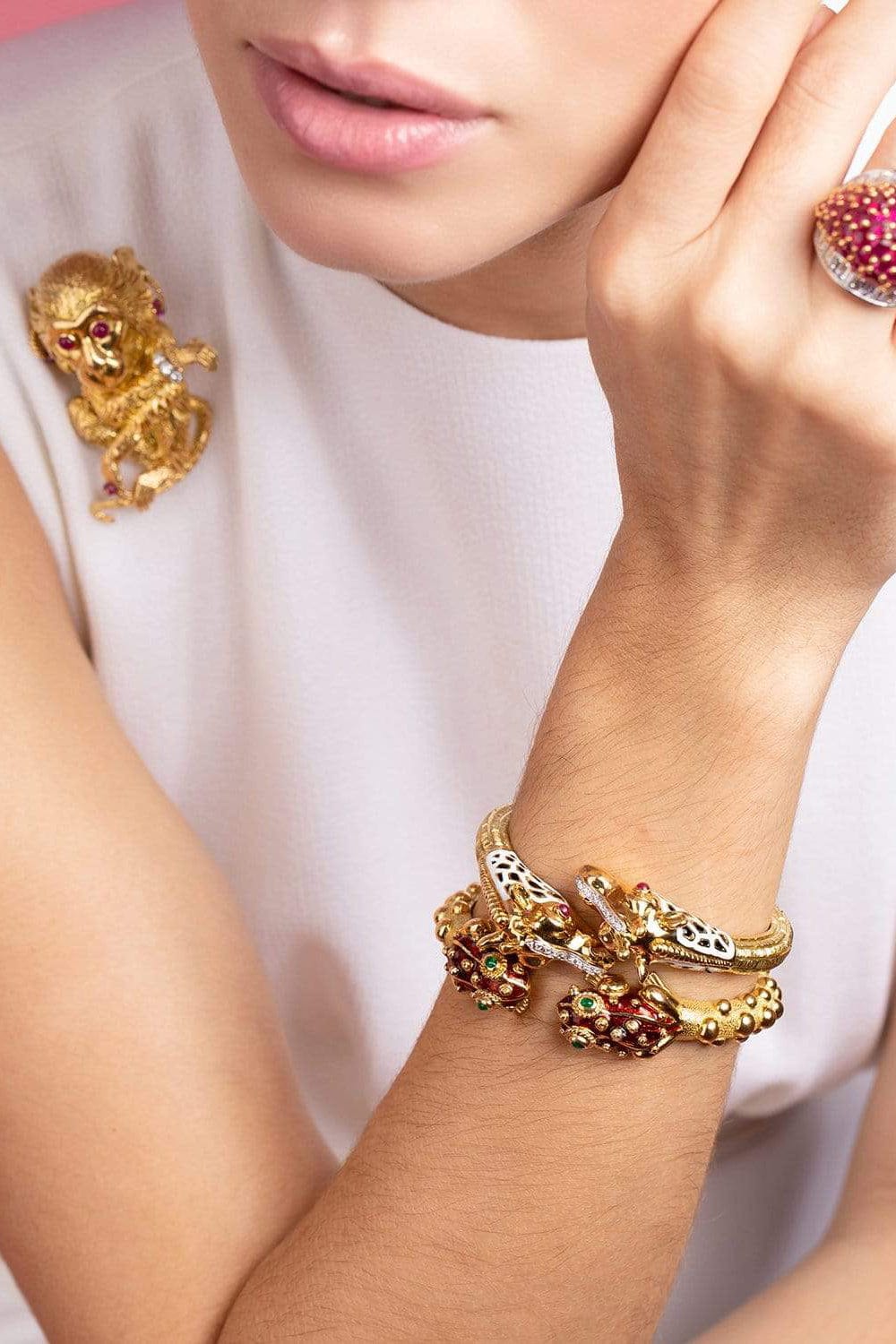 DAVID WEBB-Baby Giraffe Bangle-YELLOW GOLD