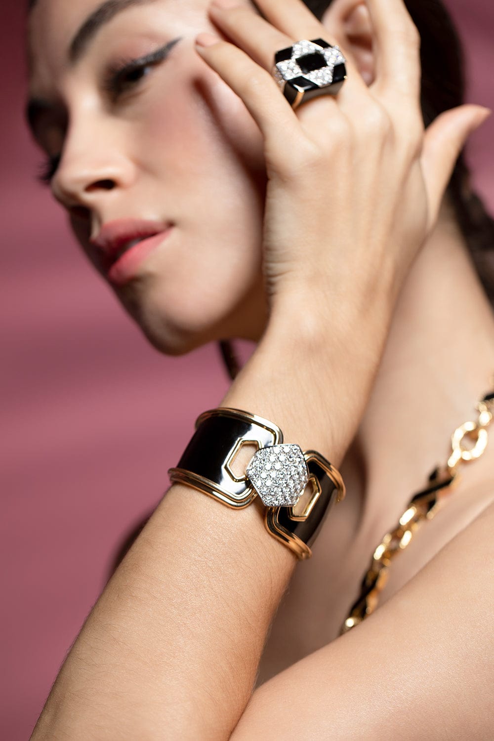 DAVID WEBB-Black Enamel Manhattan Minimalism Bracelet-YELLOW GOLD