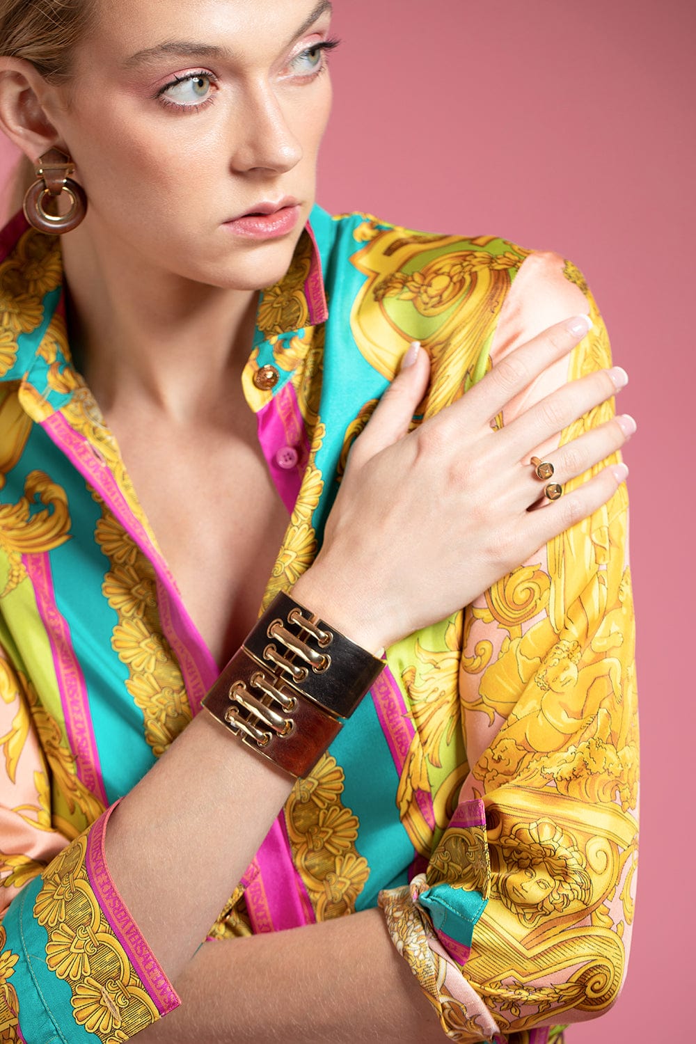 DAVID WEBB-Ebony Shoelace Cuff-YELLOW GOLD