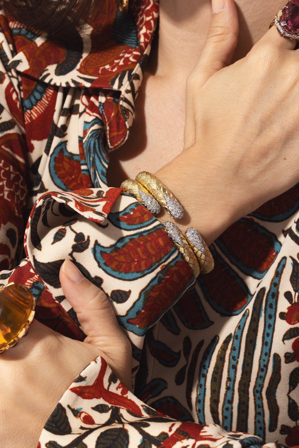 DAVID WEBB-Park Avenue Cuff Bracelet-YELLOW GOLD