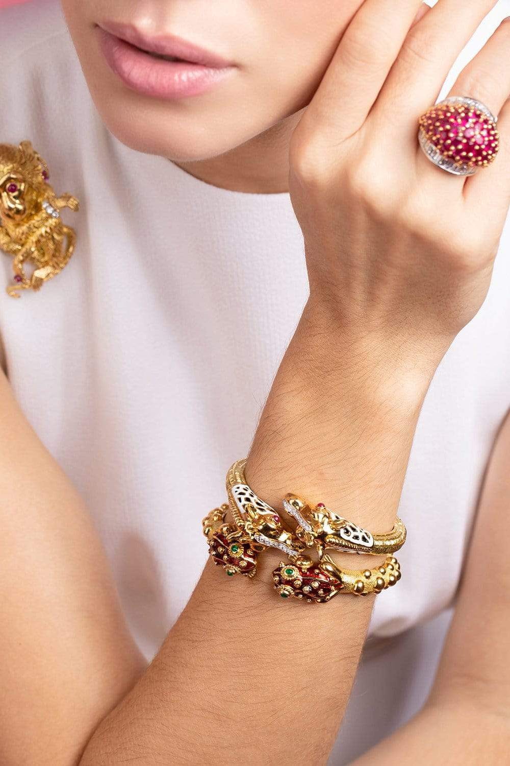 DAVID WEBB-Red Enamel and Emerald Baby Frog Bangle-YELLOW GOLD
