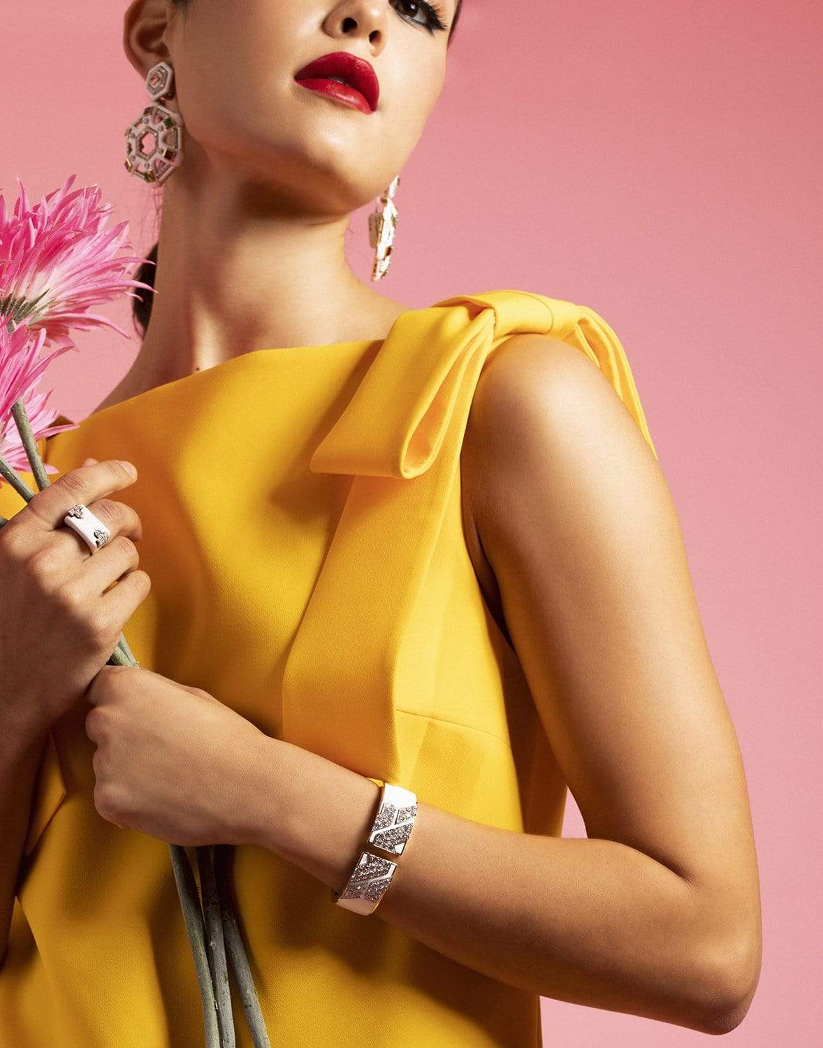 DAVID WEBB-White Enamel Manhattan Minimalism Bracelet-YELLOW GOLD
