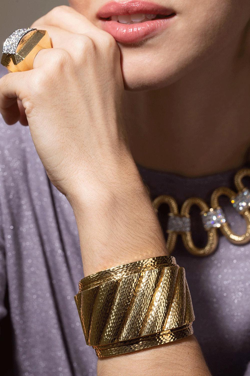 DAVID WEBB-Wonder Woman Cuff-YELLOW GOLD