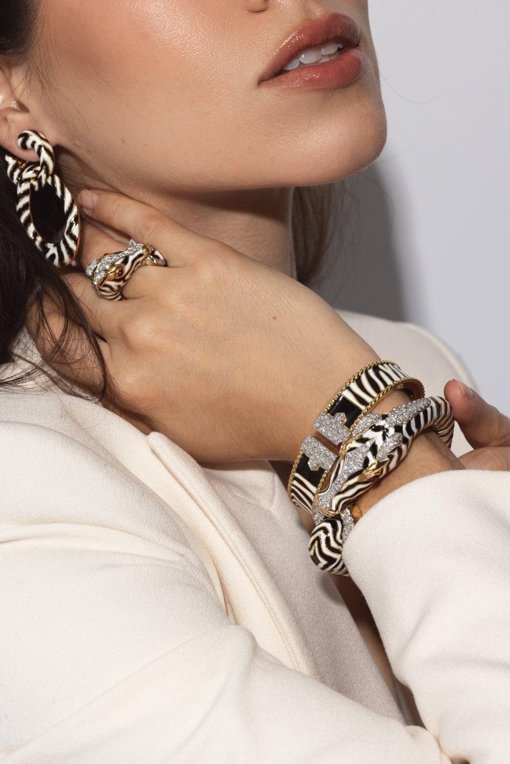 DAVID WEBB-Zebra Bracelet-YELLOW GOLD