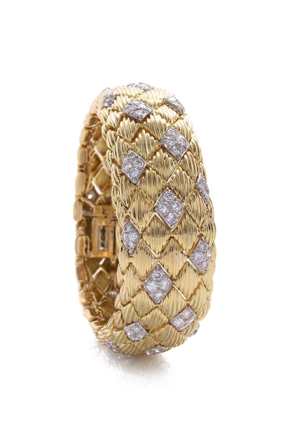 DAVID WEBB-Wide Quilted Bracelet-YELLOW GOLD