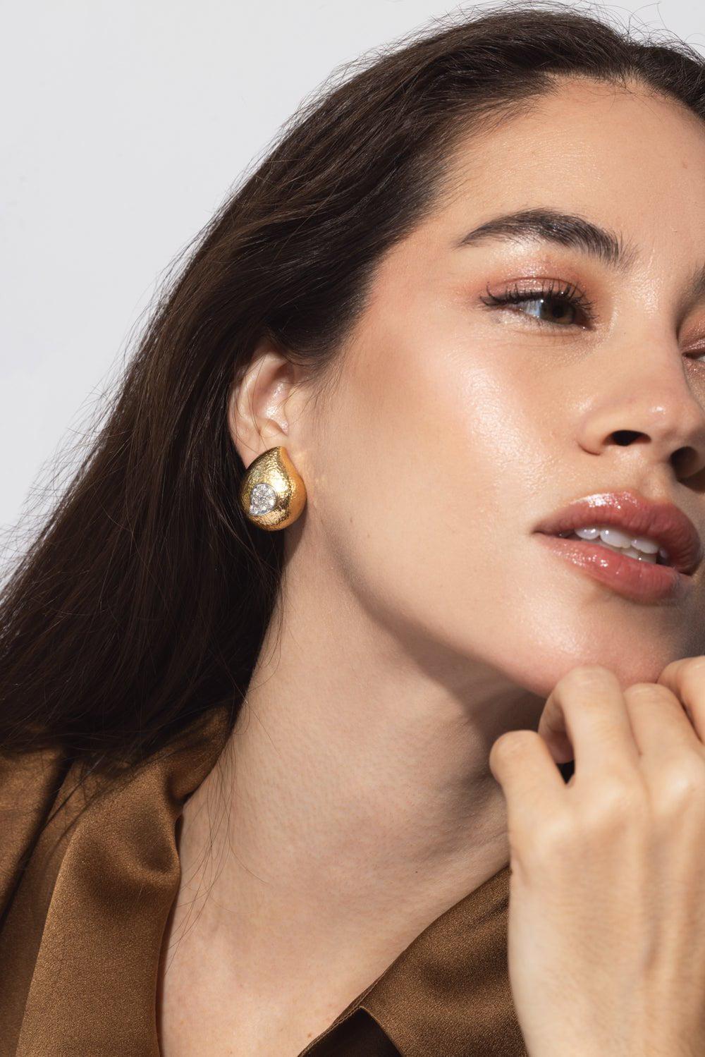 DAVID WEBB-Diamond Paisley Raindrop Earrings-YELLOW GOLD