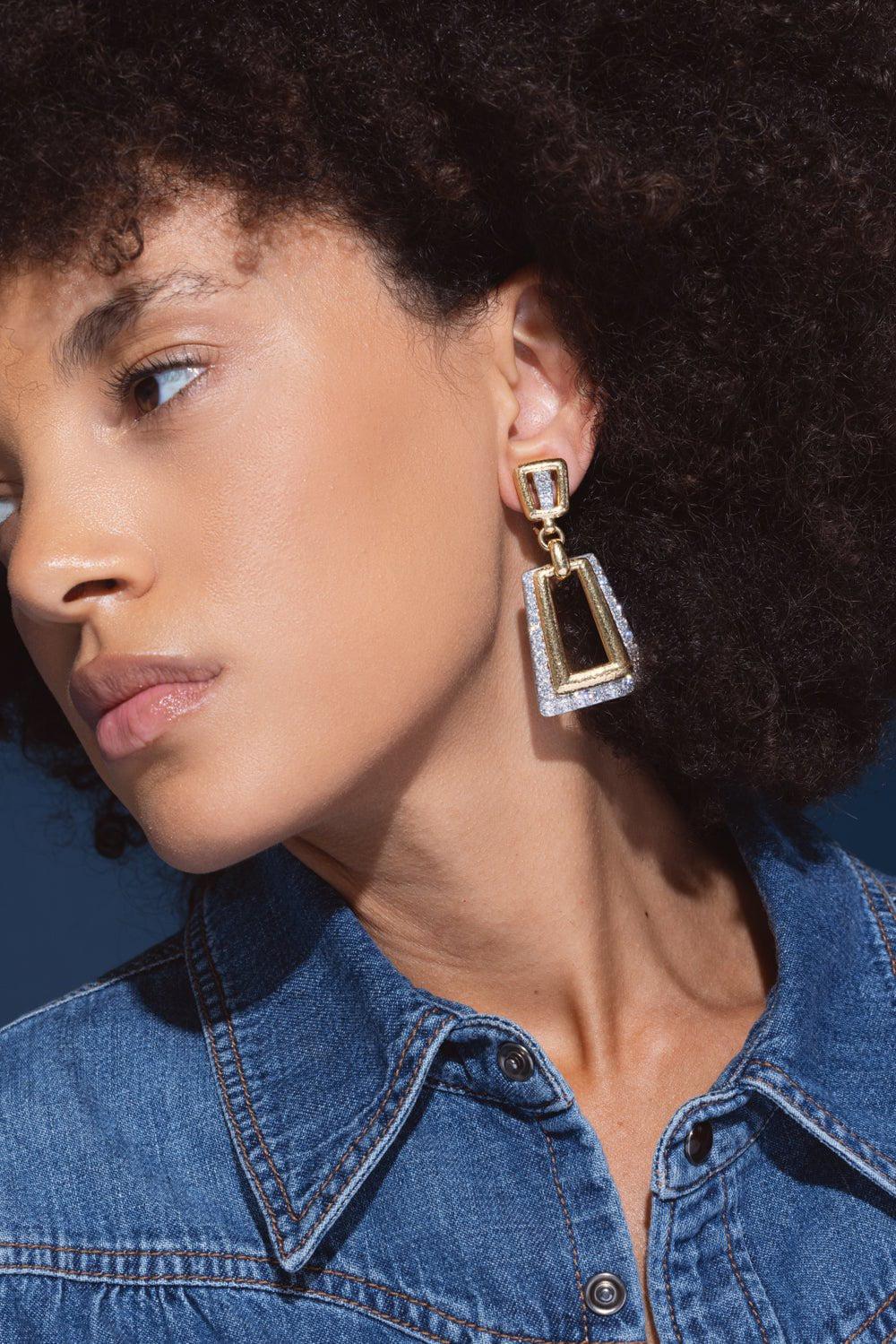 DAVID WEBB-Madison Happy Days Earrings-YELLOW GOLD
