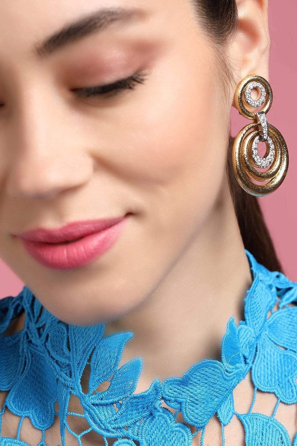 DAVID WEBB-Madison Triple Round Hoop Earrings-YELLOW GOLD