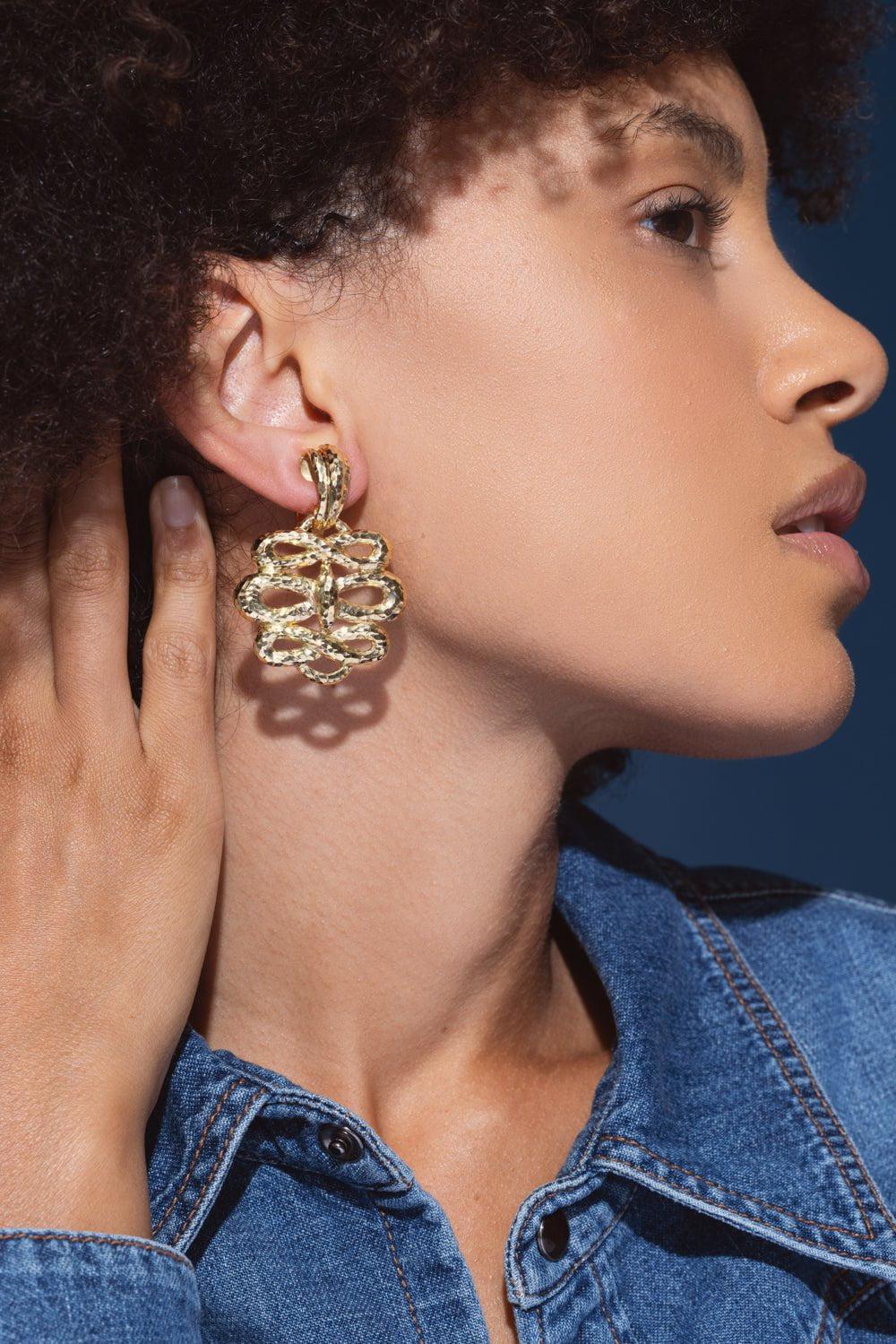 DAVID WEBB-Hammered Triple Infinity Earrings-YELLOW GOLD