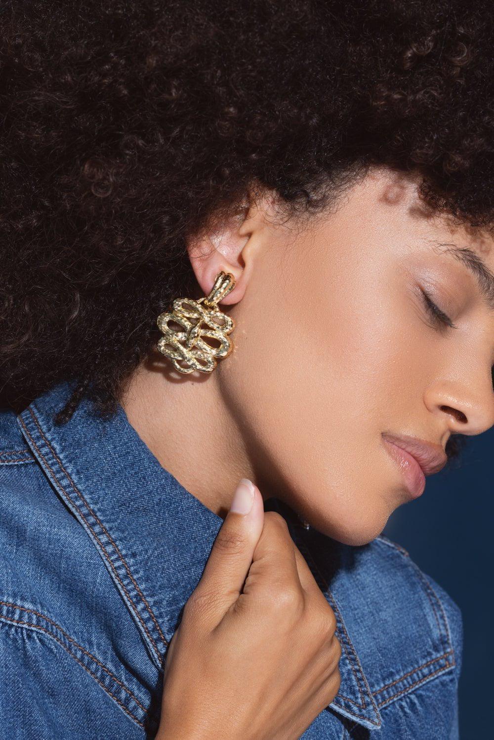 DAVID WEBB-Hammered Triple Infinity Earrings-YELLOW GOLD