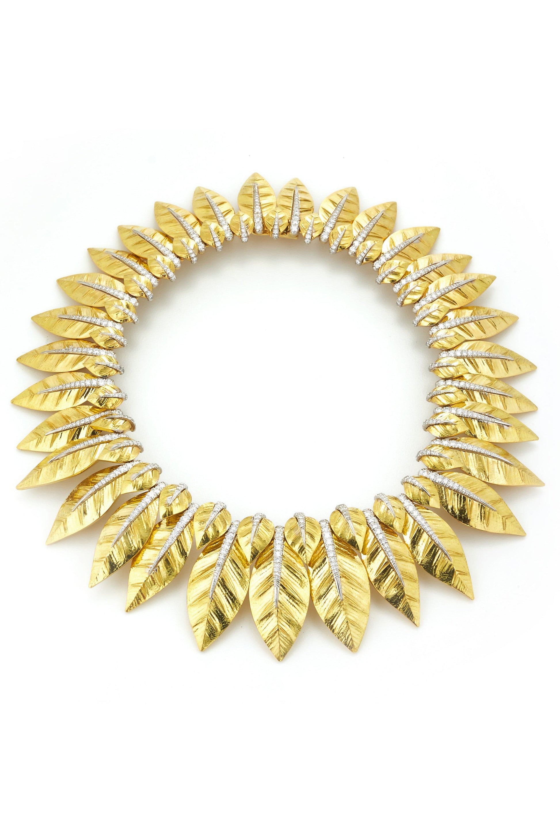 DAVID WEBB-Laurel Leaf Necklace-YELLOW GOLD
