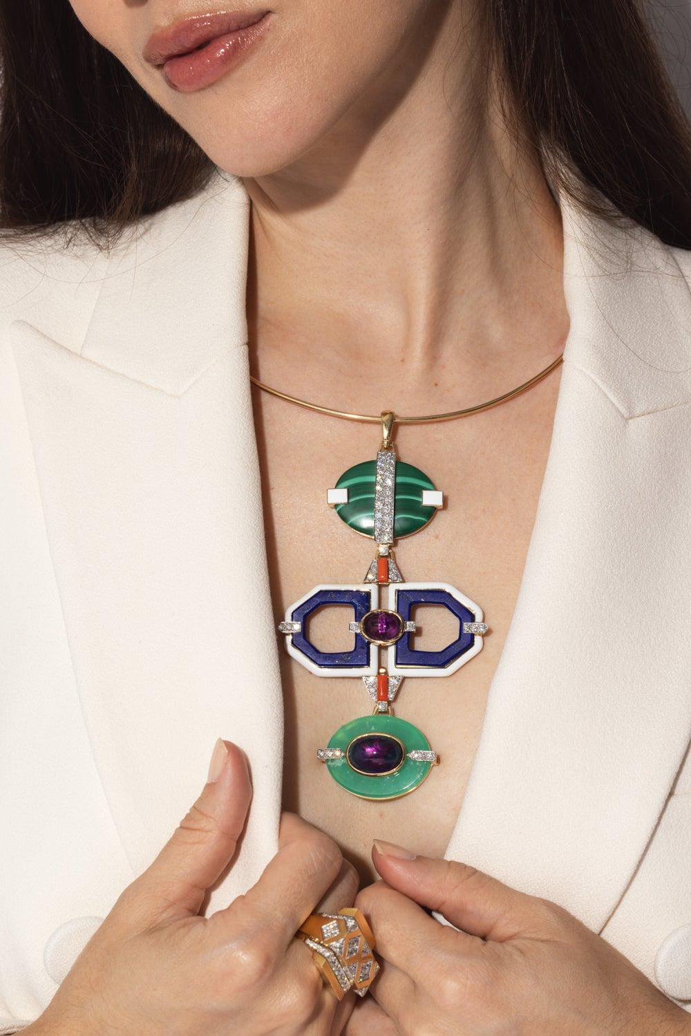 DAVID WEBB-Malachite Amethyst Diamond Totem Pendant-YELLOW GOLD