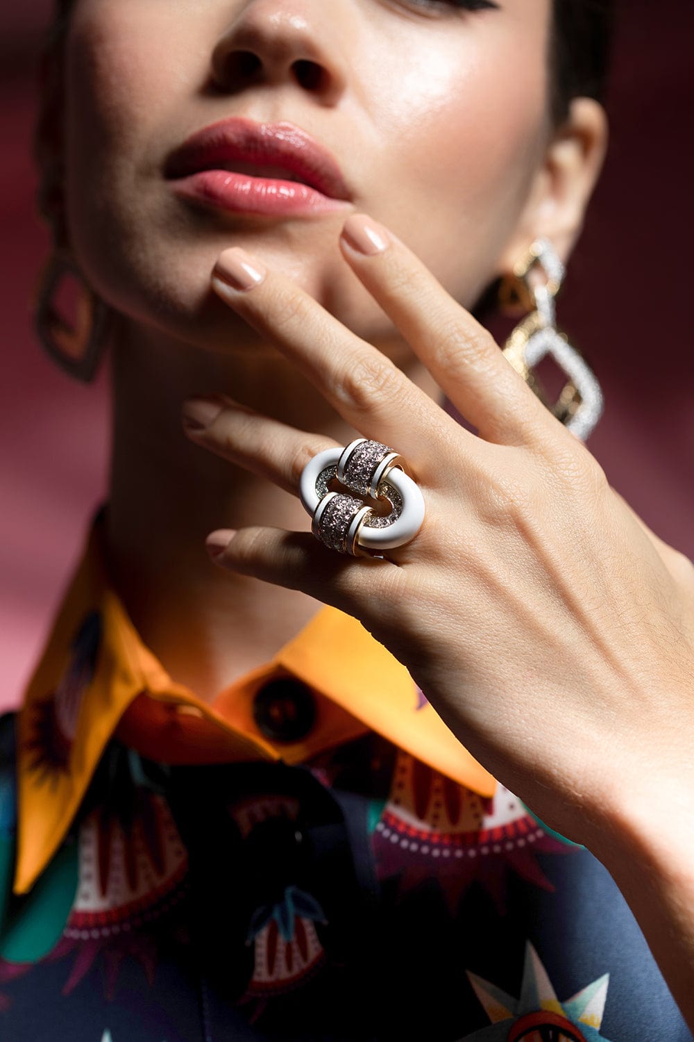 DAVID WEBB-White Enamel Mini Oval Buckle Ring-YELLOW GOLD