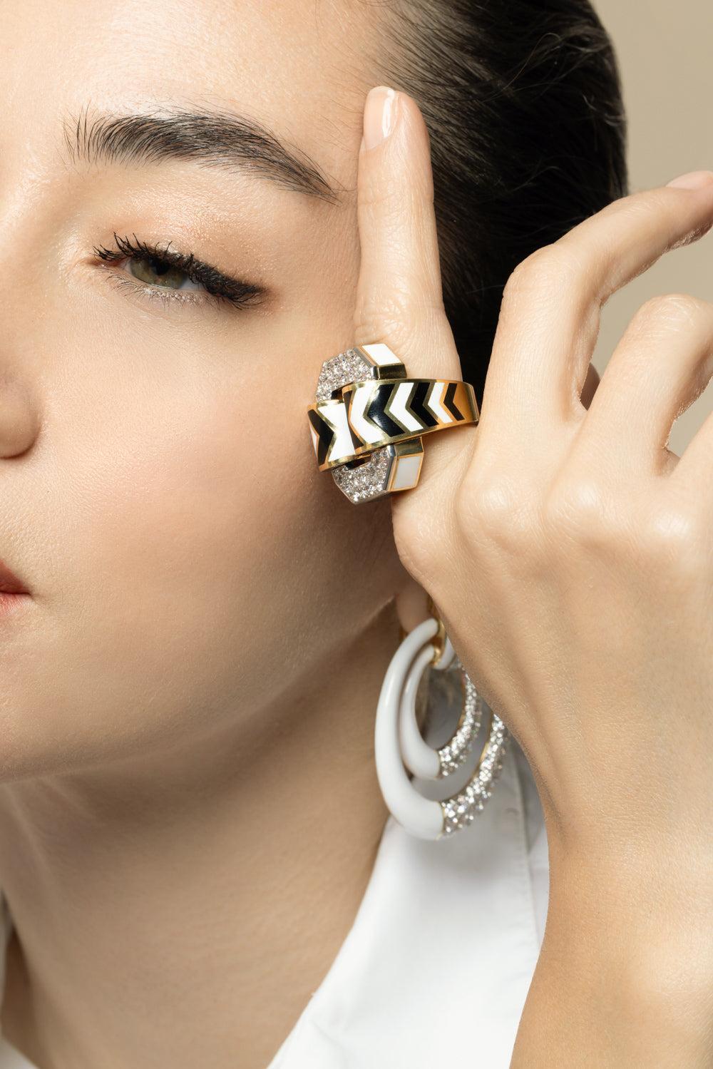 Diamond Black White Chevron Rung-YELLOW GOLD-5.75-JEWELRYFINE JEWELRING-DAVID WEBB