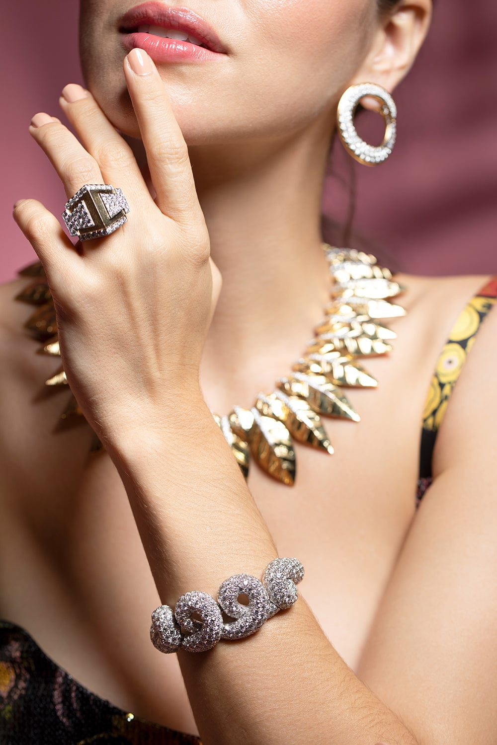 DAVID WEBB-Diamond Skylight Ring-YELLOW GOLD