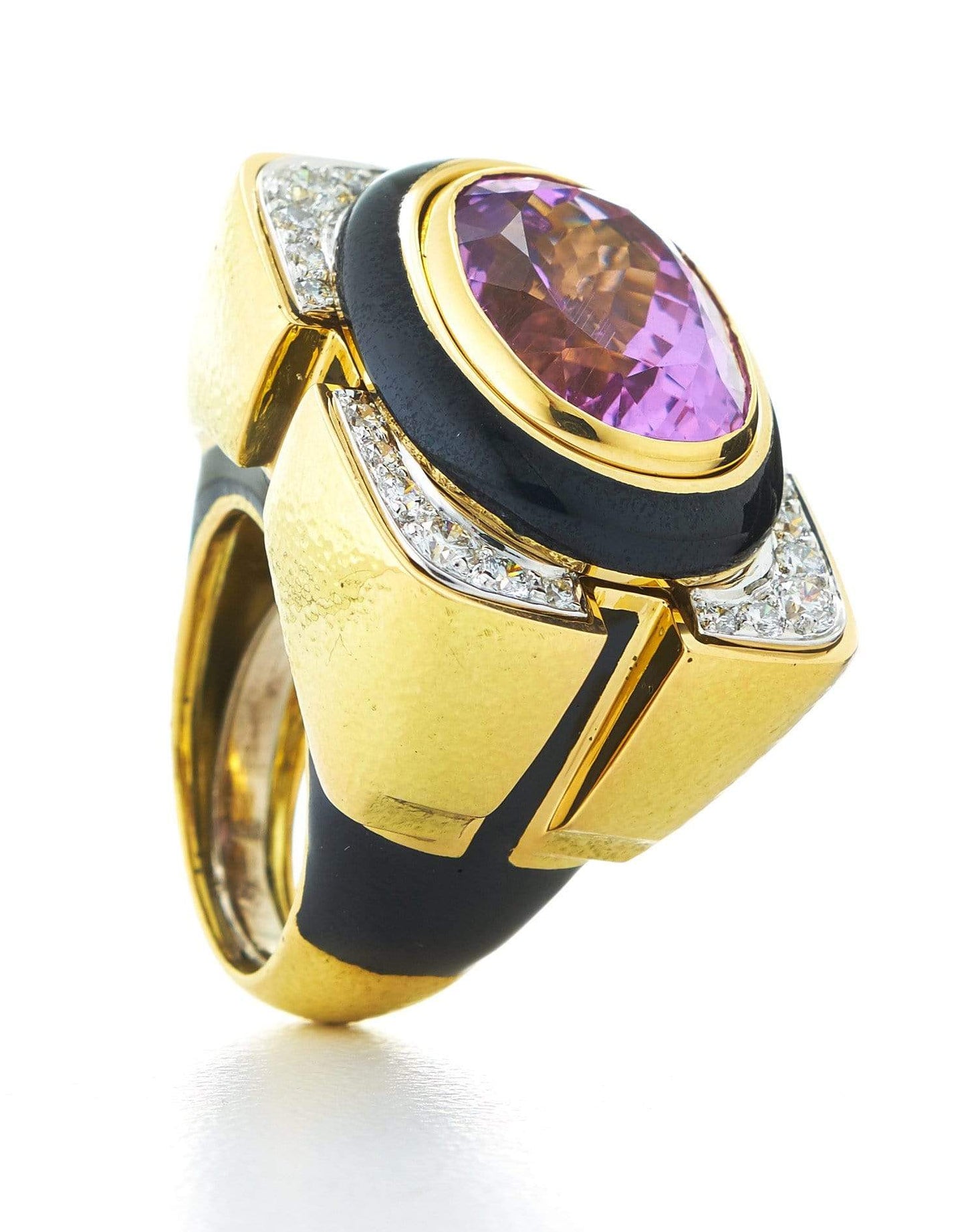 DAVID WEBB-Oval-Cut Kunzite Ring-YELLOW GOLD