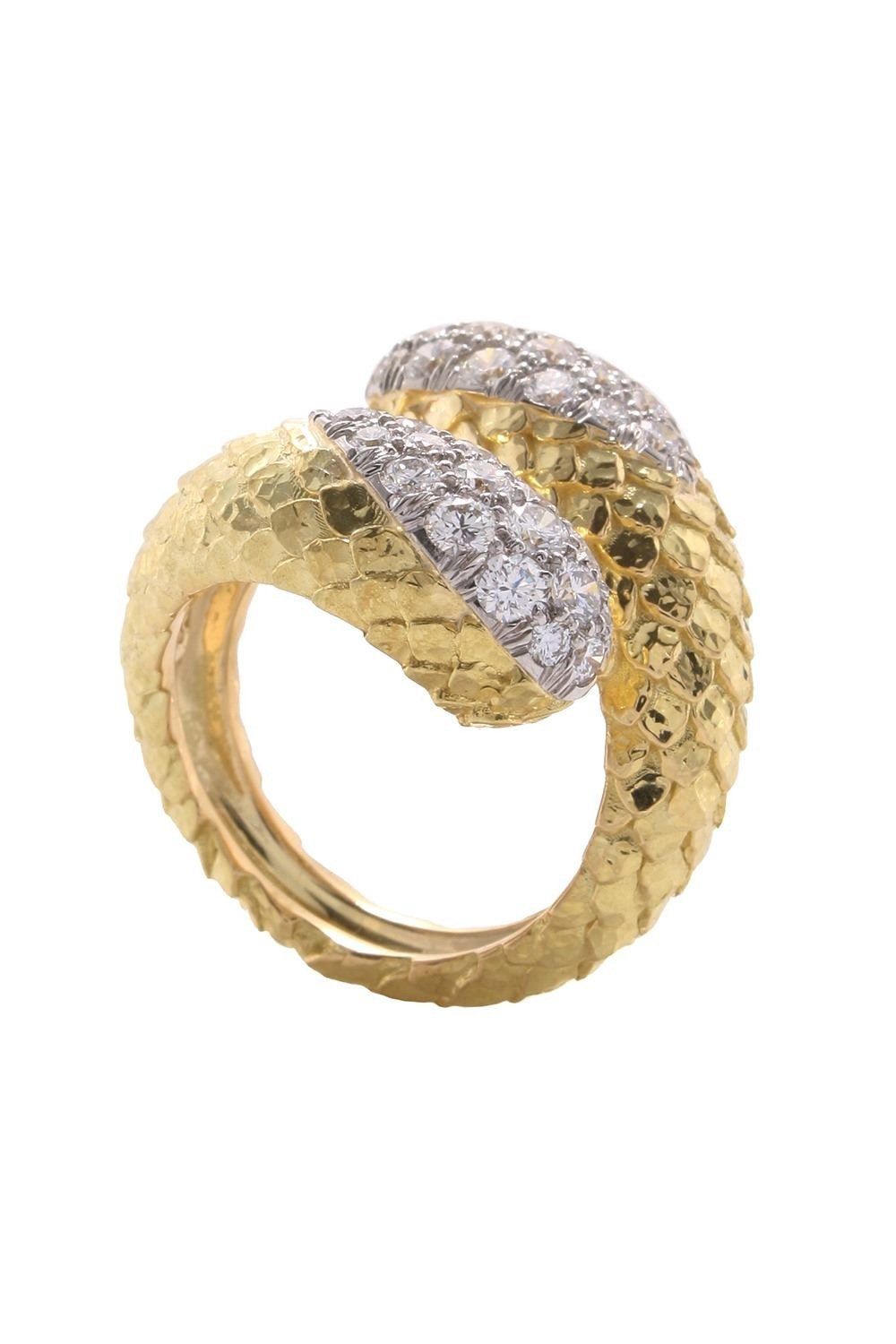 DAVID WEBB-Park Avenue Crossover Ring-YELLOW GOLD