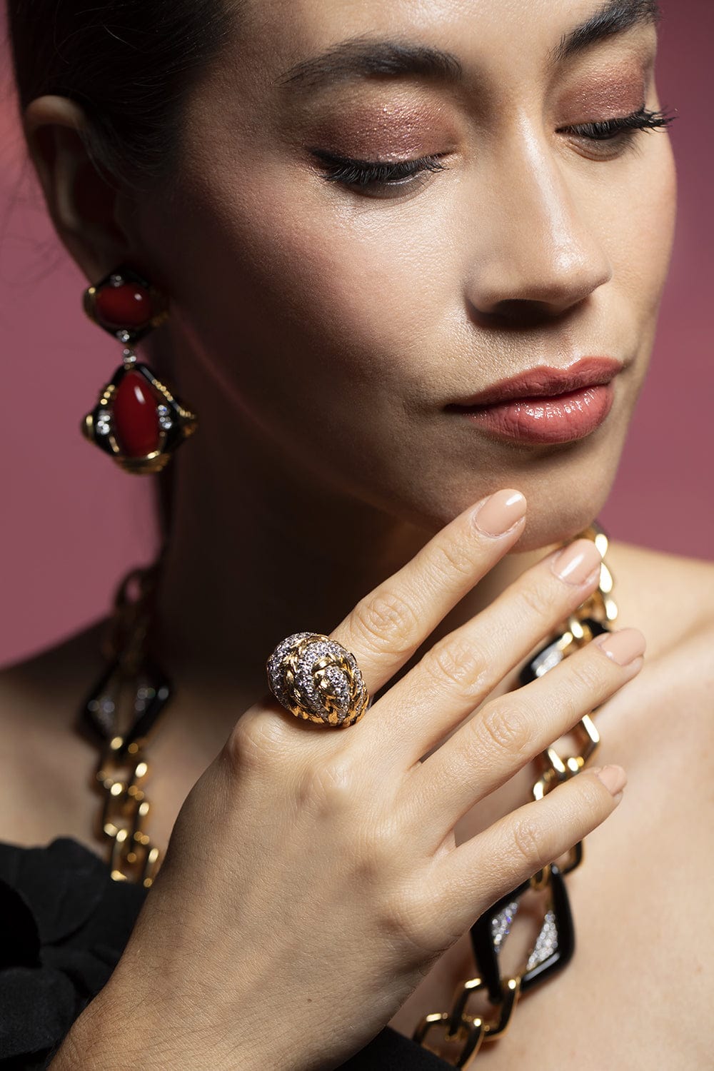 DAVID WEBB-Diamond Swirl Dome Ring-YELLOW GOLD