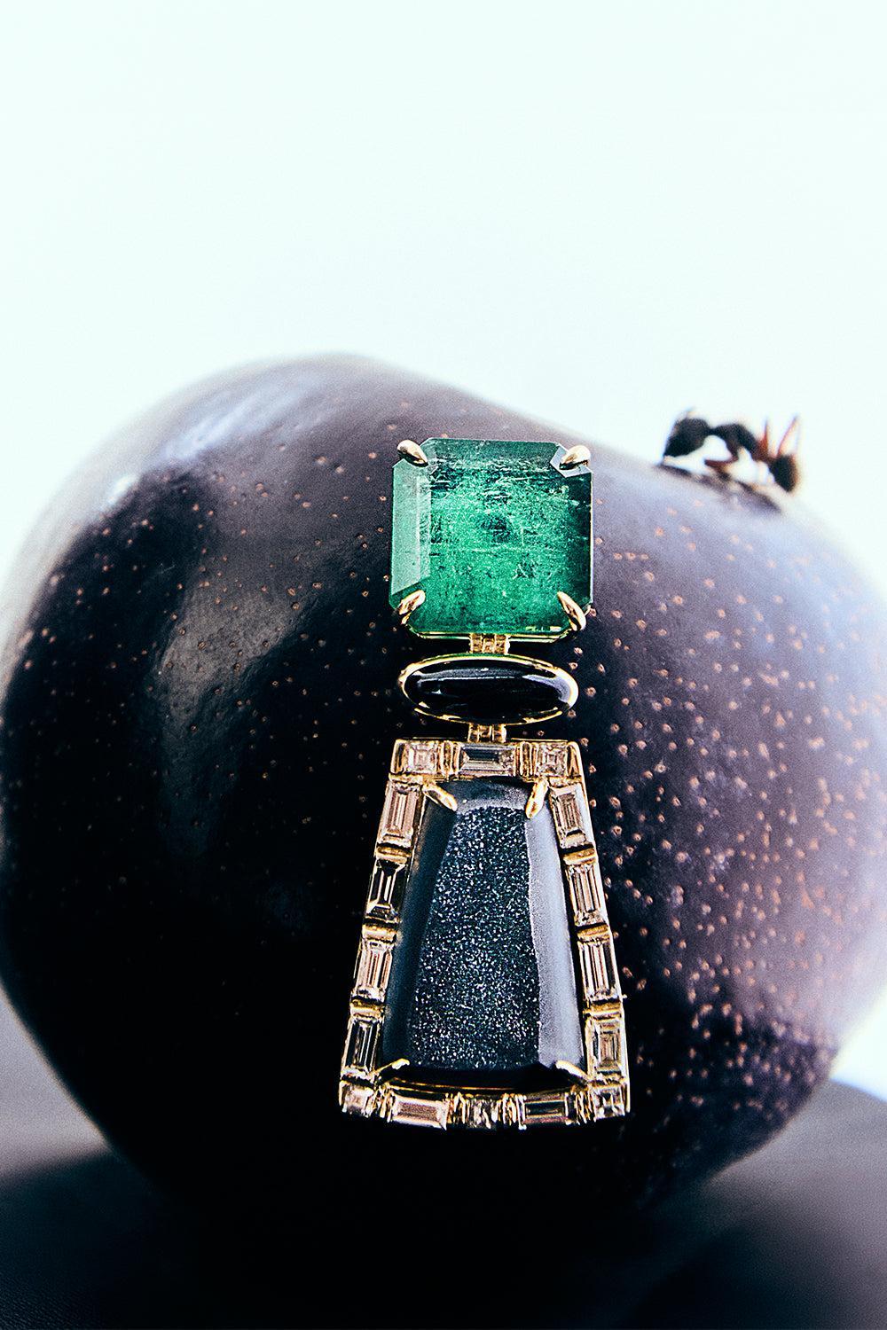 Emerald Jade Agate Dusk Earrings-YELLOW GOLD-JEWELRYFINE JEWELEARRING-DENISE CASSOU