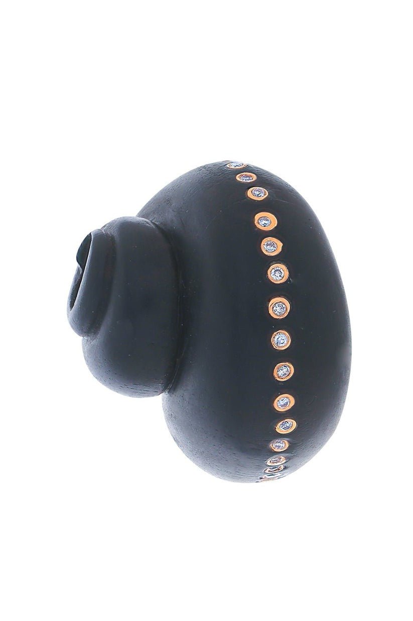 DEZSO BY SARA BELTRAN-Classic Onyx Carved Turbo Shell Pendant-ROSE GOLD