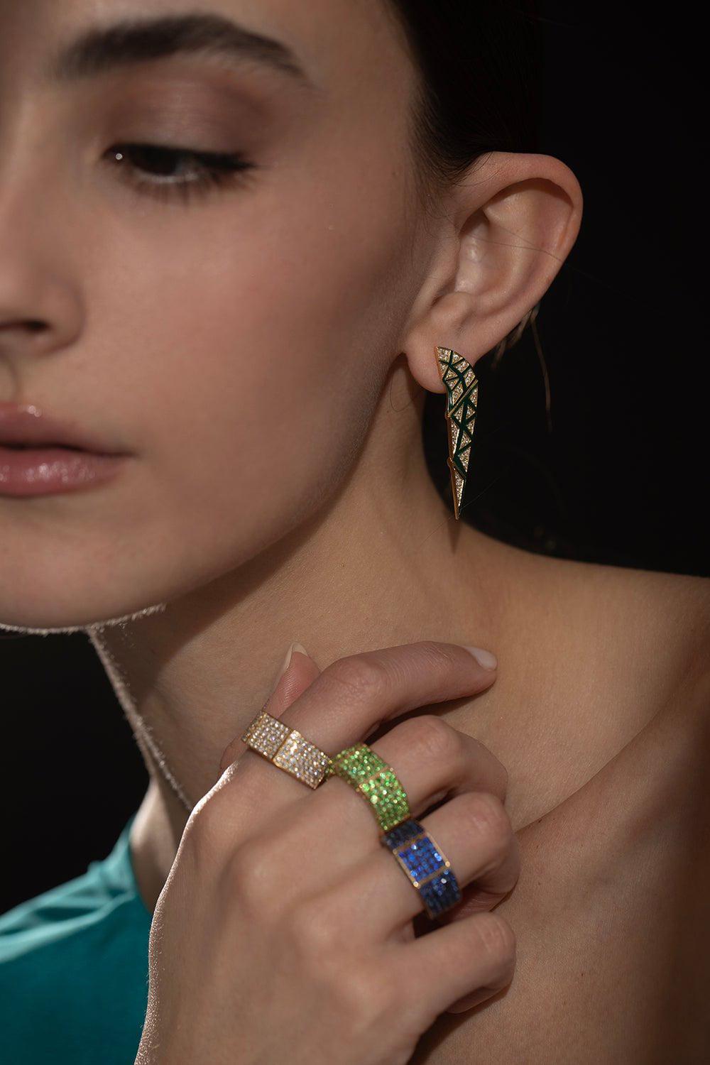 DRIES CRIEL-Sphinx Earrings-YELLOW GOLD