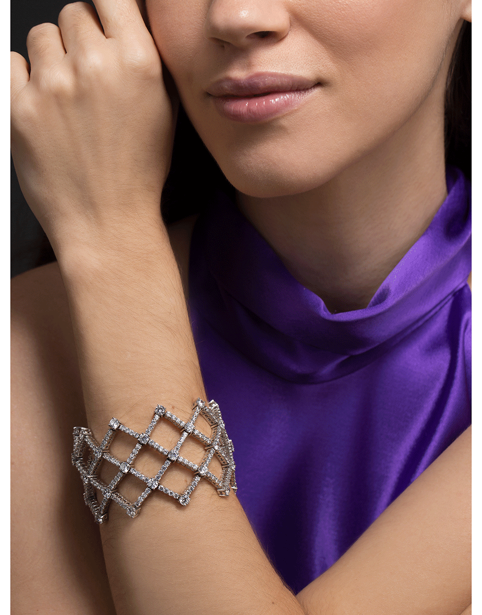 FANTASIA by DESERIO-Large Weave of Rounds Bracelet-W V CZ