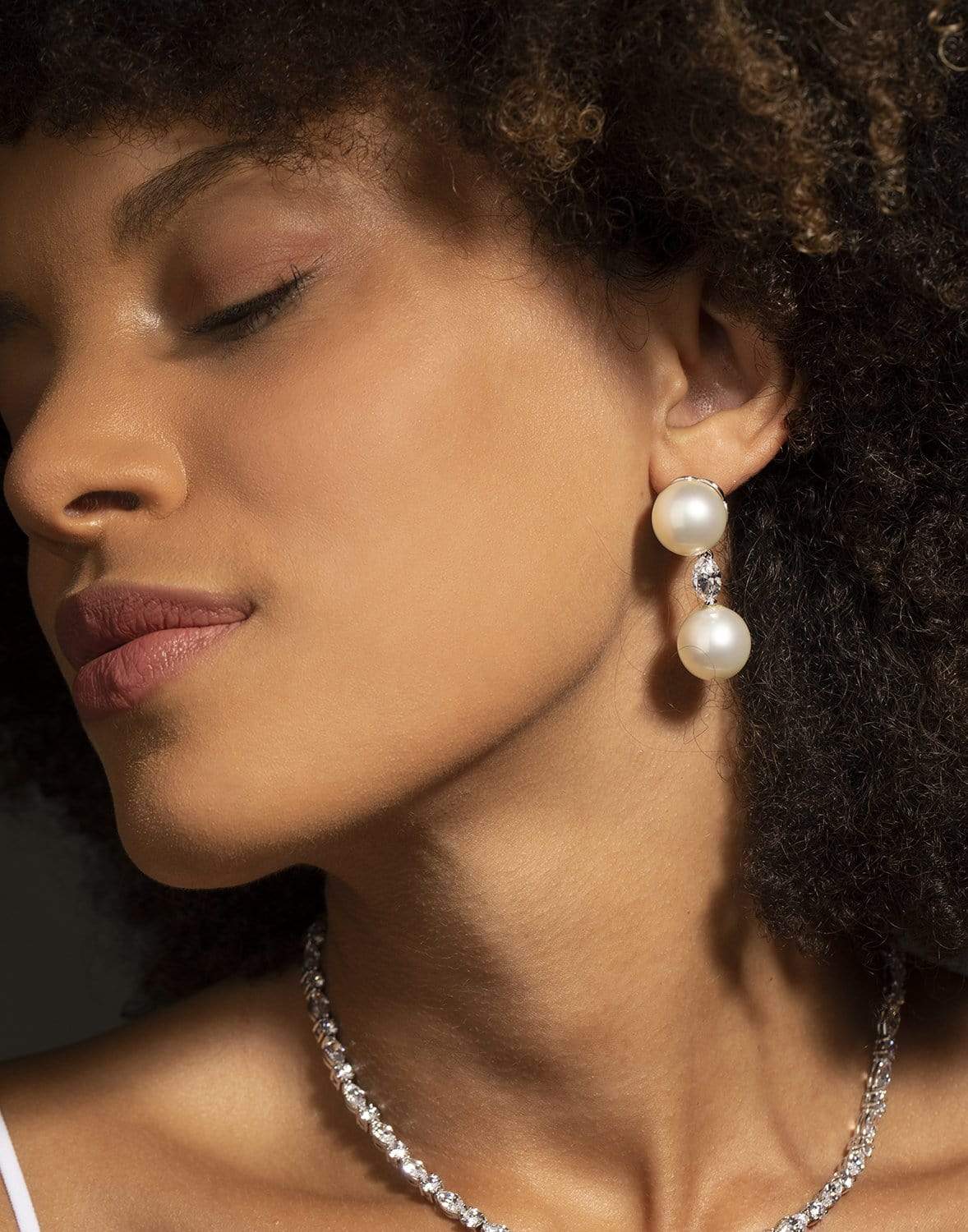 FANTASIA by DESERIO-Pearl Drop Earrings 12MM-WG