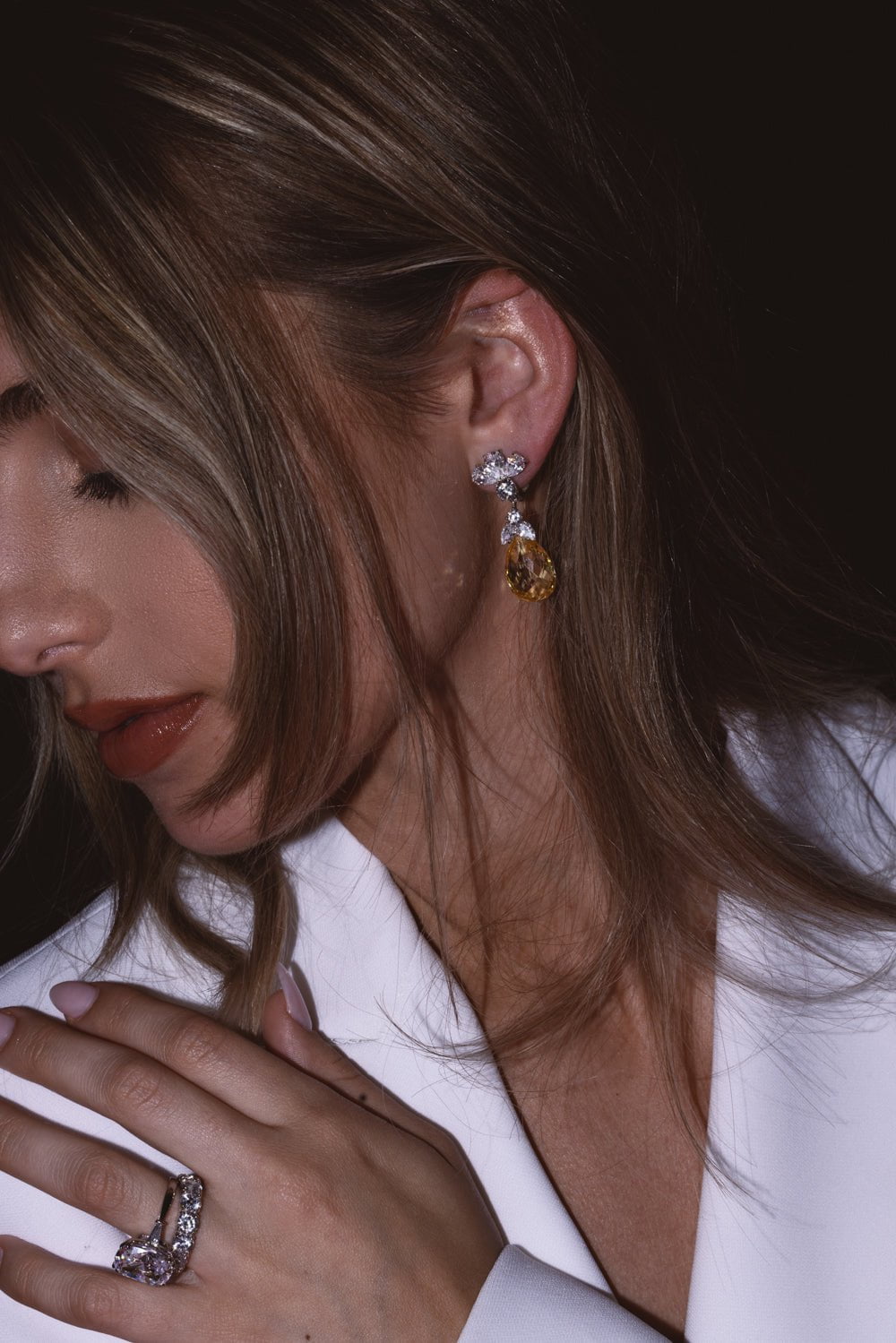 FANTASIA by DESERIO-Briolette Drop Earrings-WHITE