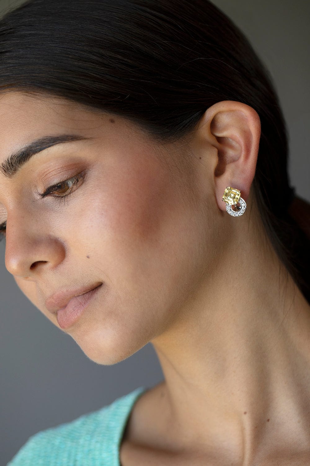 FANTASIA by DESERIO-Canary Asscher with Circle Earrings-WHITE