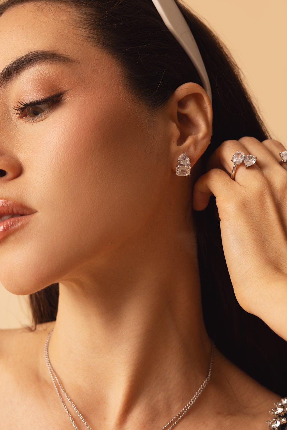 FANTASIA by DESERIO-Moi et Toi Earrings-WHITE