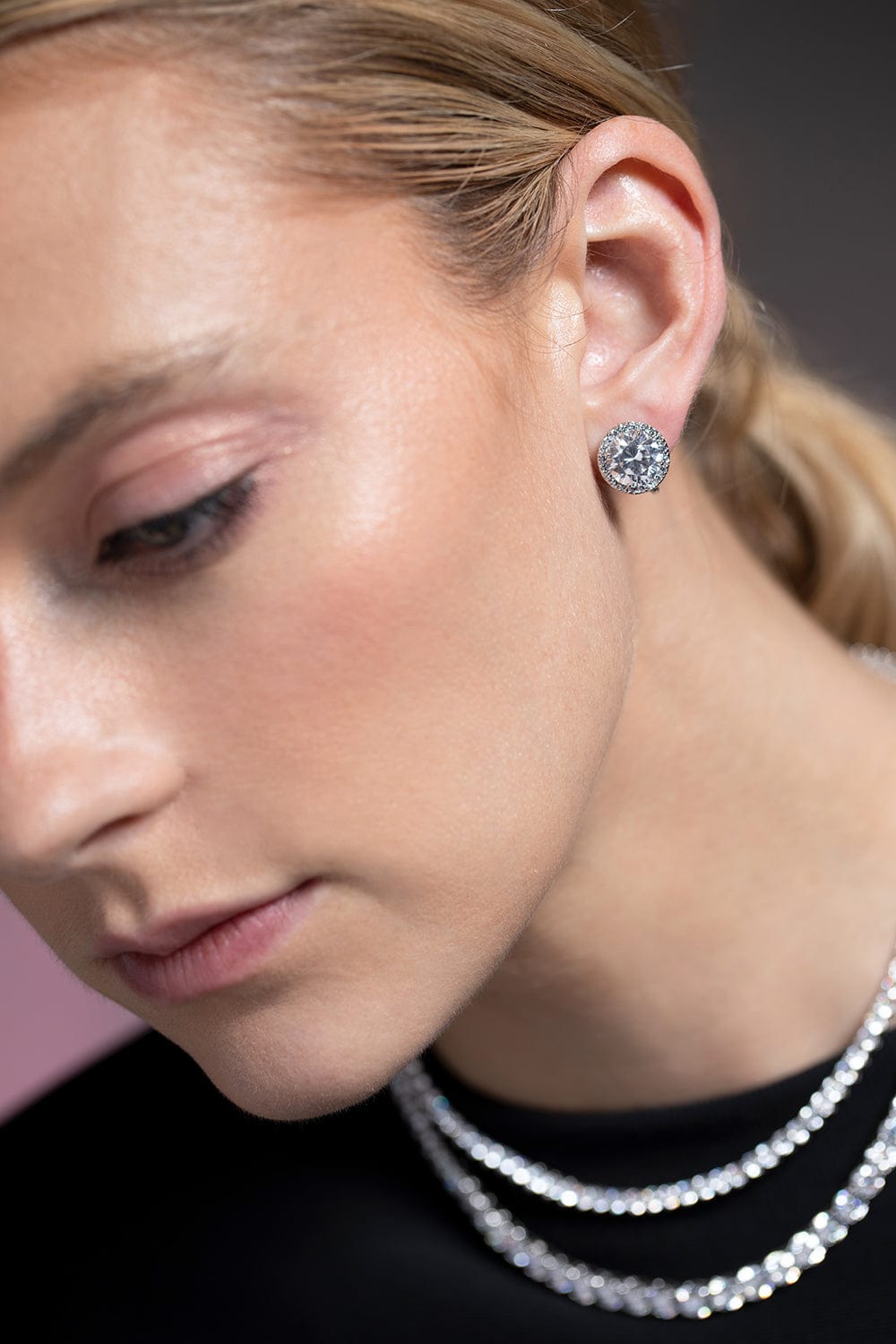 FANTASIA by DESERIO-Pave Halo Studs-WHITE