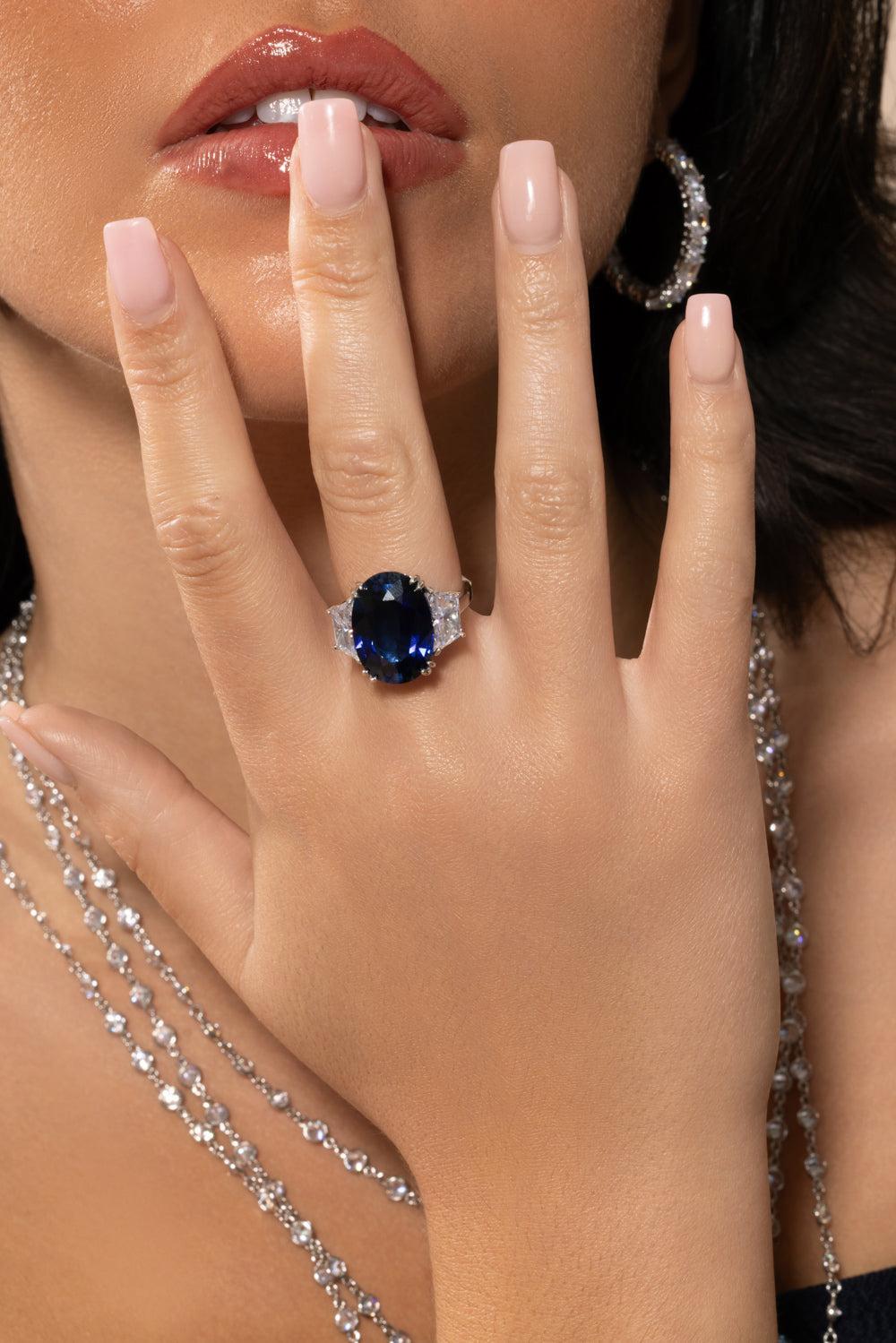 Blue Trapezoid Ring-WHITE-7.25-JEWELRYBOUTIQUERING-FANTASIA by DESERIO