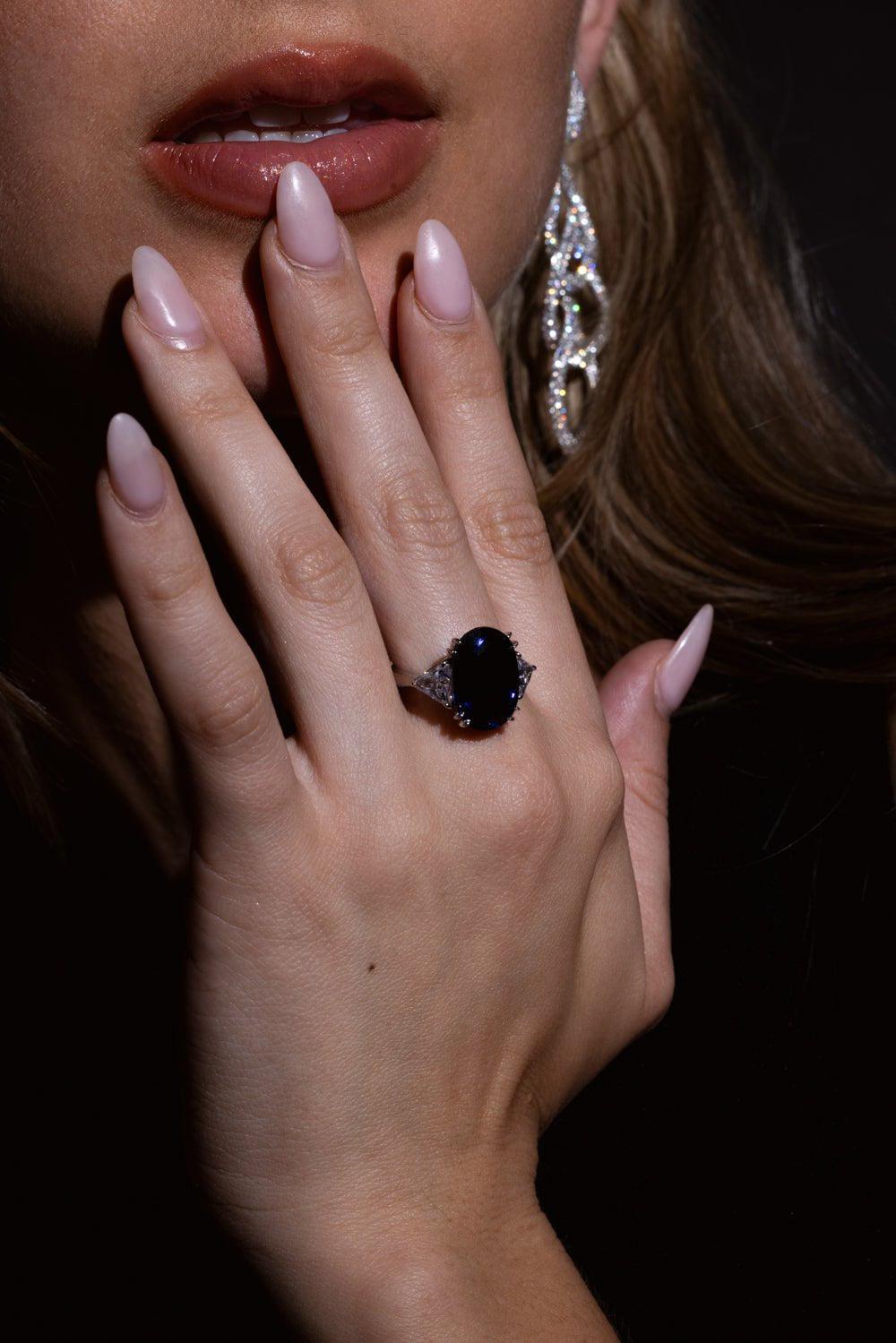 FANTASIA by DESERIO-Oval Trillion Side Ring-WHITE GOLD