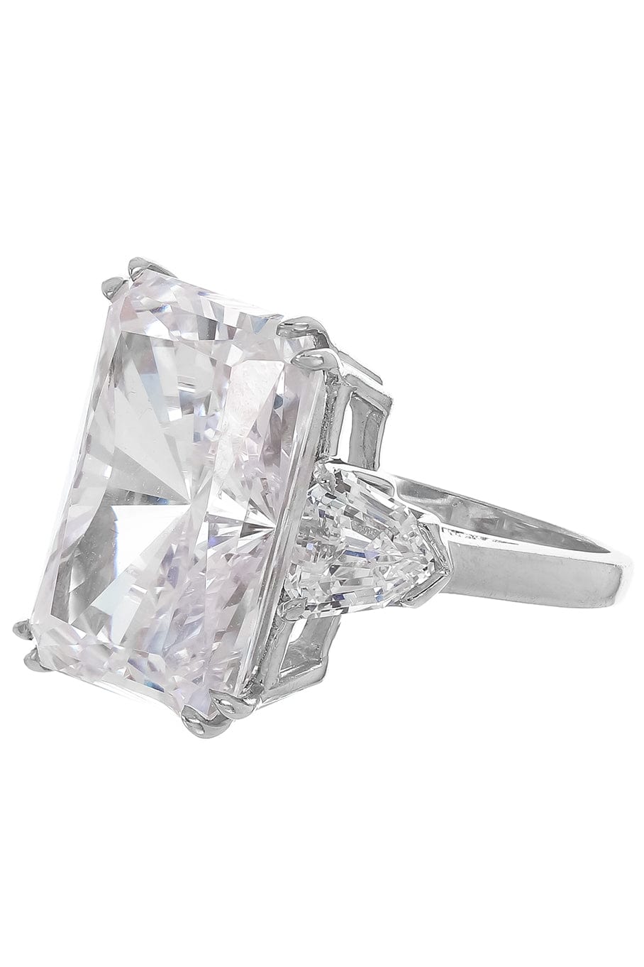 FANTASIA by DESERIO-Radiant Cut Shield Ring-WHITE GOLD