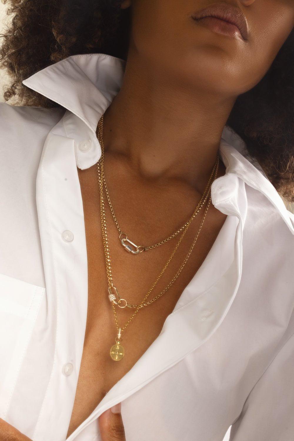 FOUNDRAE-Internal Compass - Miniature Crest Pendant-YELLOW GOLD